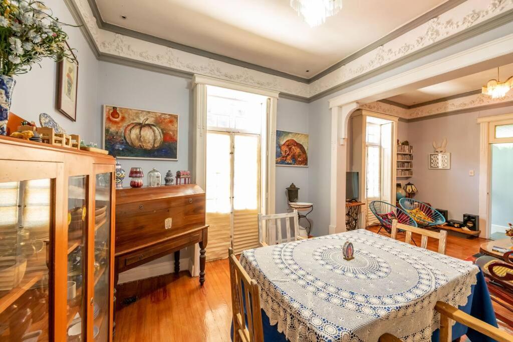 Casa Antequera. *